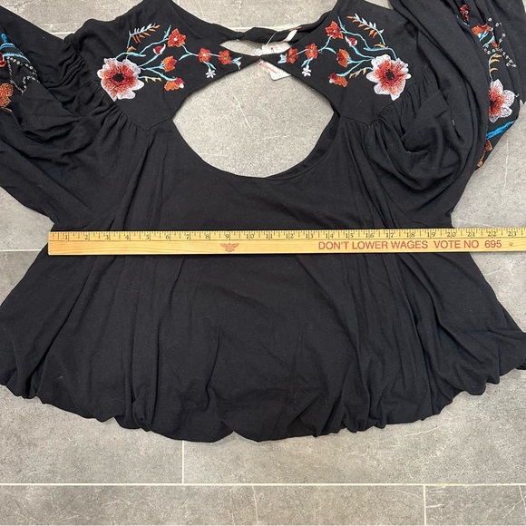 Free People Lita cut out blouse long sleeve floral embroidered cropped - Picture 6 of 9